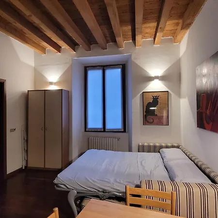 Nonna Brera Milan